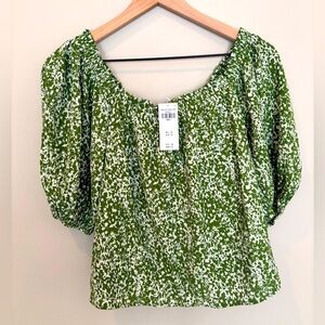 A&F NWT Puff Sleeve Green Floral Women's Top